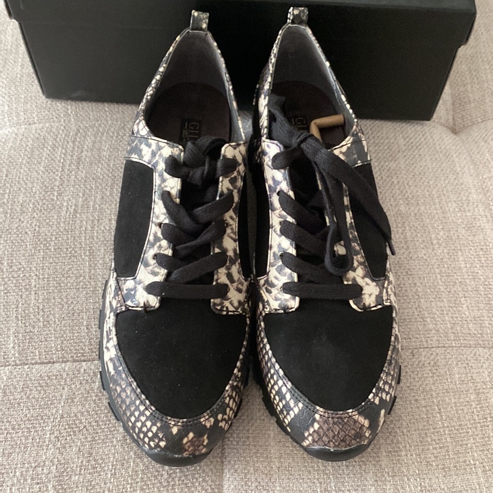Hill GI Janna Coffee and Snake print Sneaker - Picture 2 of 4